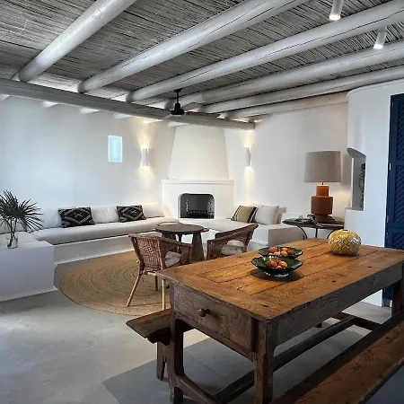 House Semesterbostad *