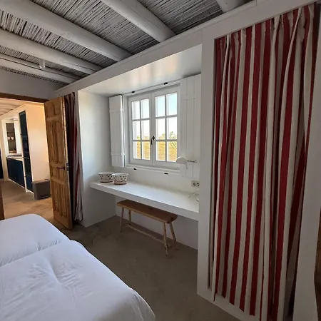 House Semesterbostad *