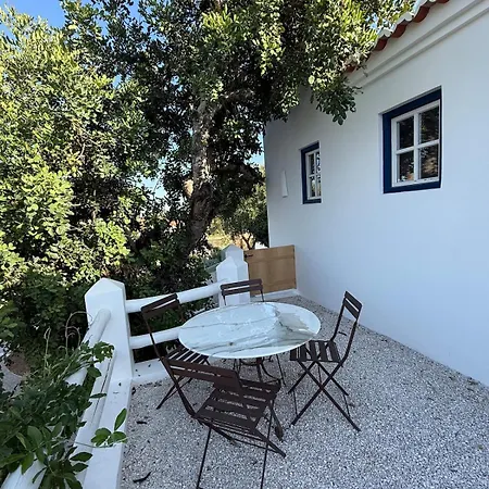 Semesterbostad House *