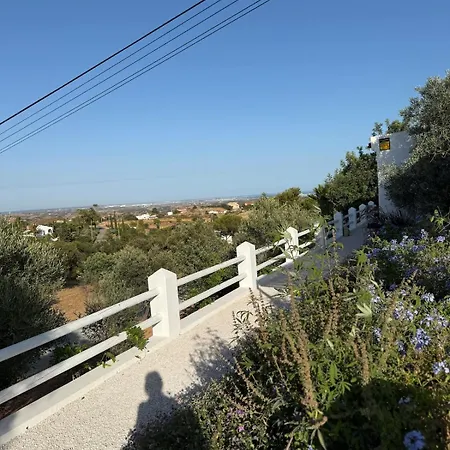 Semesterbostad House